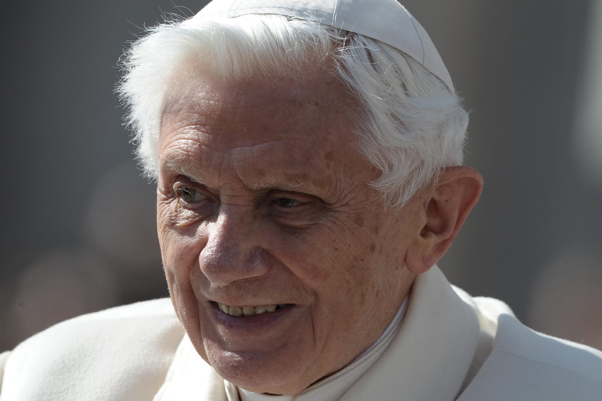 Emeritus paus Benedictus XVI overleden: ‘Een echte man Gods is van ons ...