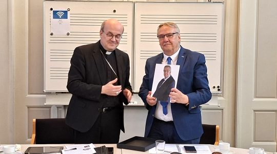 Berry van Oers neemt na 35 jaar afscheid van de Nederlandse Bisschoppenconferentie