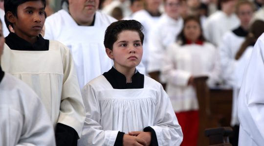 450 misdienaars in Oudenbosch: “Wat jullie doen, dat brengt vreugde, vergeet dat nooit”