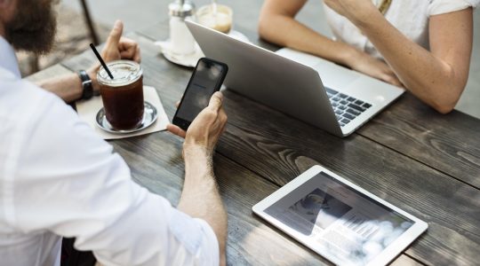 AVG-nieuws: over het gebruik van AI-assistenten in parochies