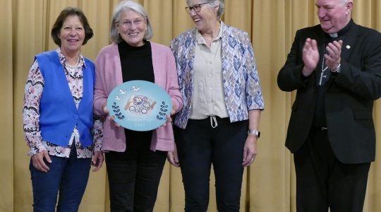 Caritas Heilige Geestparochie wint Ariëns Prijs voor deelname aan ‘Kleurrijk in de Hof’