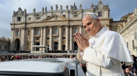 Paus Leo XIV roept op tot ongewapende vrede in deze tijden van oorlogsdreiging