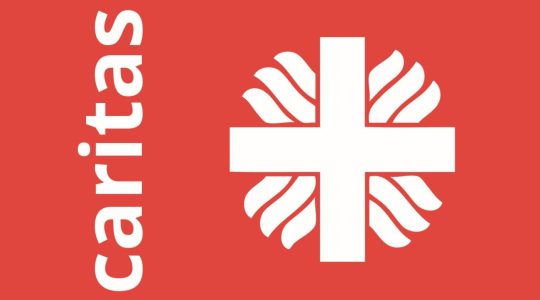 Bisdom Rotterdam introduceert Caritas-vlaggen voor meer zichtbaarheid