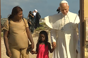 paus Leo XIV op Lampedusa 2 met migranten 4 juli 2026 bgw